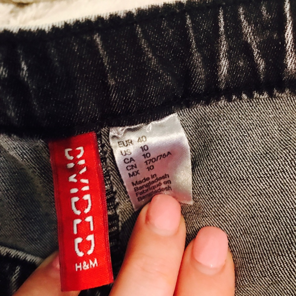 Jeans - Picture 3 of 4